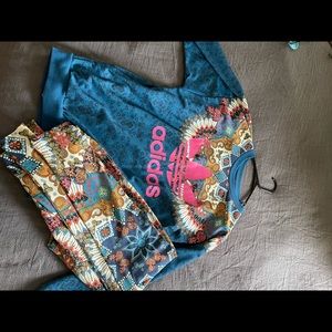 Addidas sweater and leggings